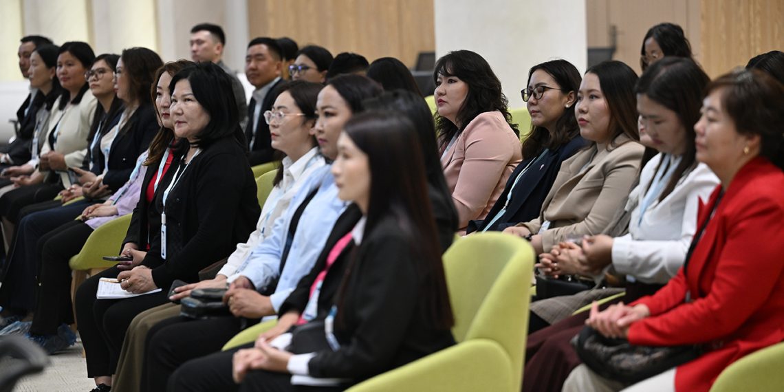 21 аймаг, есөн дүүргийн нутгийн захиргааны байгууллагууд харилцан туршлага солилцож байна