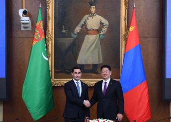 Ерөнхийлөгч У.Хүрэлсүх, С.Бердымухамедов нар албан ёсны хэлэлцээ хийлээ