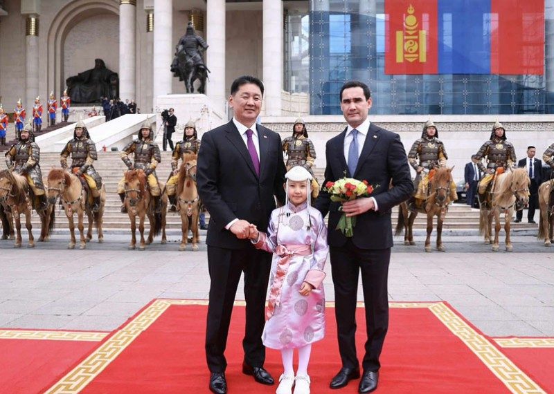 Туркменистан Улсын Ерөнхийлөгчийг албан ёсоор угтаж авлаа