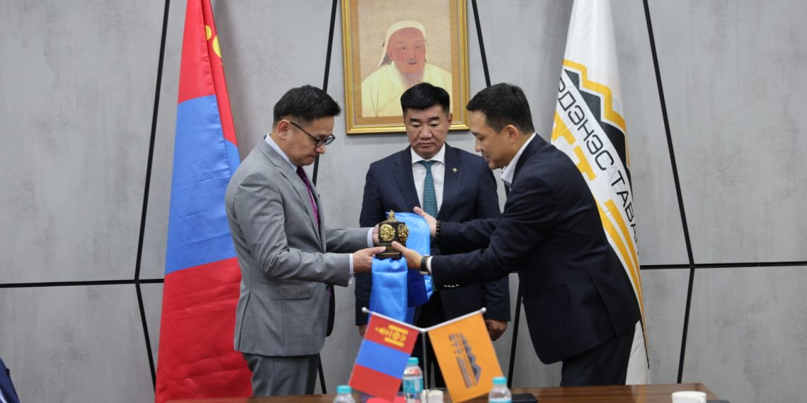 “Эрдэнэс Тавантолгой” ХК-д онцгой дэглэм тогтоож, бүрэн эрхт төлөөлөгчийн баг томиллоо