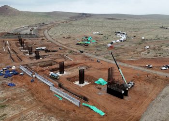 Улаанбаатарын түгжрэлийг бууруулах салбар төмөр замыг үндэсний компаниуд тавьж байна