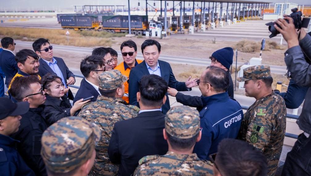 Экспортыг нэмэгдүүлж, худалдааг дэмжих ажлын хэсэг ганцмод боомтод ажиллаж байна