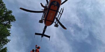 ОБЕГ: Аюулт үзэгдэл, ослын 100 удаагийн дуудлагаар ажиллаж, 29 иргэний амь насыг авран хамгаалав