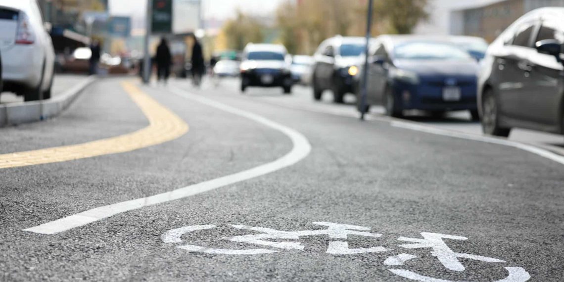 “Оргил стар” хотхоноос Зайсангийн гүүр хүртэл 550 метр явган хүний замыг шинэчиллээ