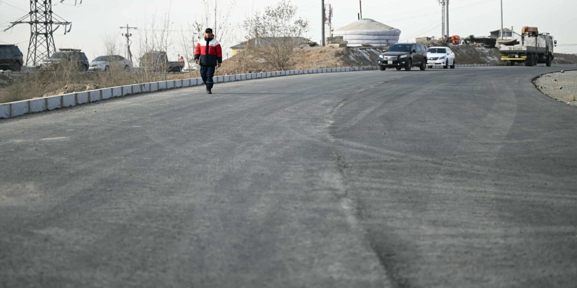 Толгойтын замыг Ард Аюушийн өргөн чөлөөтэй холбох 1.5 км авто замын зорчих хэсгийн хөдөлгөөнийг энэ сарын 31-нд нээнэ