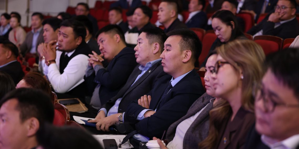 Хотын дарга Х.Нямбаатар түлшний хангамжийн асуудлаар хорооны Засаг дарга нартай уулзлаа