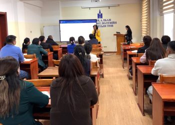 Үнэт металл, үнэт чулууны арилжаа эрхлэгчдэд сургалт зохион байгуулав