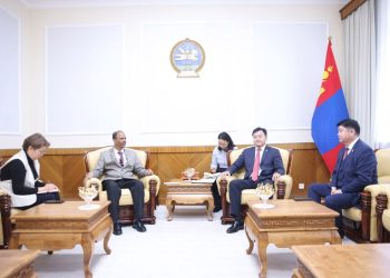 Монгол-Энэтхэгийн парламентын бүлгийн дарга, гишүүд Элчин сайд Атул Малхари Готсурвег урьж уулзлаа