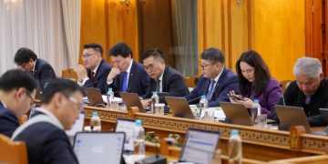 ЗГ: “Багануур” ХК, “Шивээ-Овоо” ХК-д үүссэн өр төлбөр, зээлийн үлдэгдлийг улсын төсөвт төлж барагдуулна