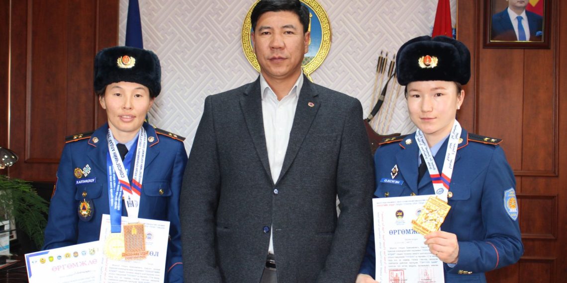 Олон улсын тэмцээнд амжилттай оролцсон тамирчдыг хүлээн авч уулзлаа