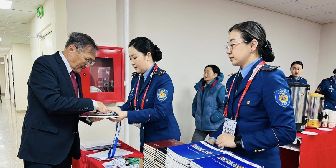 Гамшигт тэсвэртэй дэд бүтцийг хөгжүүлэхэд шинжлэх ухаан, судалгааны нотолгоо чухал үүрэгтэйг харууллаа