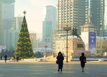 Төв талбайн сүлд модны гэрлийг өнөөдөр 19:00 цагт асаана