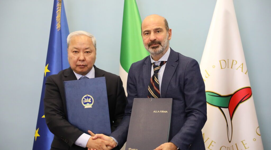 Байгалийн гамшигтай тэмцэх үндэсний чадавхыг дээшлүүлэхэд хамтран ажиллана