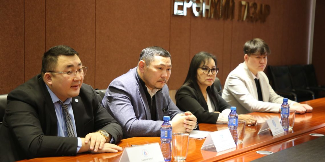 Архив, албан хэрэг хөтлөлт, ажлын зохион байгуулалтын улсын үзлэгийг зохион байгуулж байна