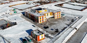 Партизанд 280 хүүхдийн хүчин чадалтай бага сургууль, цэцэрлэгийн цогцолборыг улсын комисс хүлээн авлаа