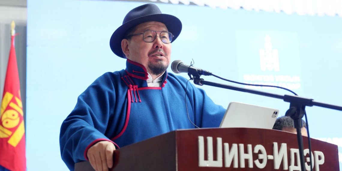 Солонготын даваанаас Хөвсгөл аймгийн Жаргалант – Шинэ-Идэр – Мөрөн чиглэлд 157км босоо тэнхлэгийн авто замын ажлыг ирэх онд эхлүүлэхээр төлөвлөж байна