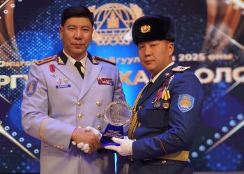 Э.Энхбаяр: Амжилтад хүрэхэд хурд, хүч хэрэгтэй бол, амжилтаа хадгалахад тэсвэр, хатуужил шаарддаг