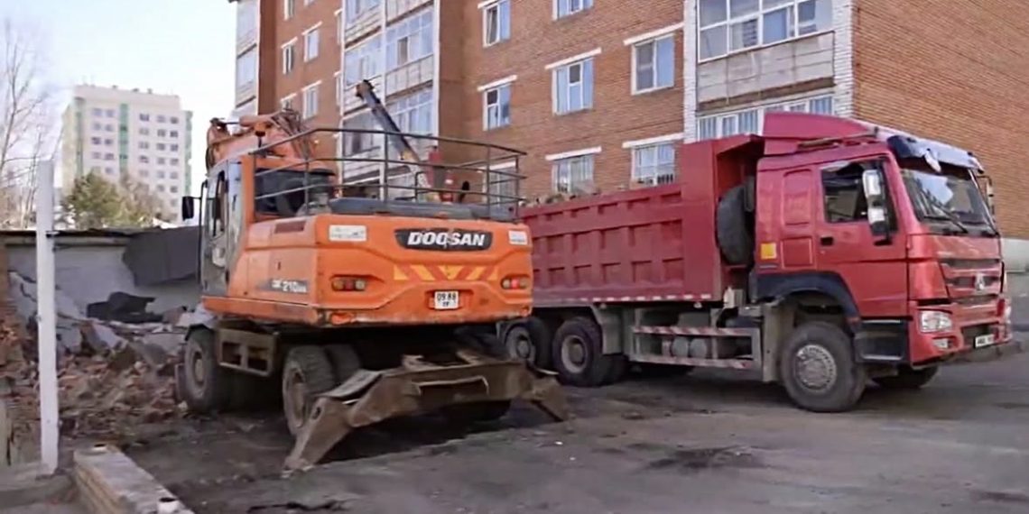 Зөвшөөрөлгүй барьсан 137 гараашийг буулгалаа