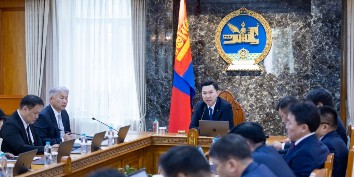Засгийн газрын ээлжит хуралдаанаас гаргасан шийдвэрийг танилцуулж байна