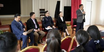 Нийгмийн сүлжээнд хүүхдийн аюулгүй байдлыг хангах тухай хуулийн төслийг хэлэлцүүлж эхэллээ