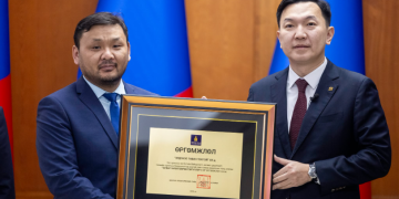 “Эрдэнэс тавантолгой” хк шилдэг татвар төлөгчөөр шалгарлаа