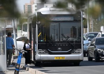 8 сарын 17-28-ны өдрүүдэд богино эргэлтийн хоёр чиглэлд автобус үнэ төлбөргүй үйлчилнэ
