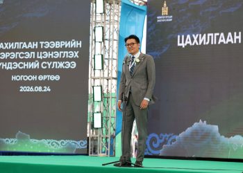 Нийслэлд цахилгаан автомашин цэнэглэх 30 ногоон өртөөг ашиглалтад орууллаа
