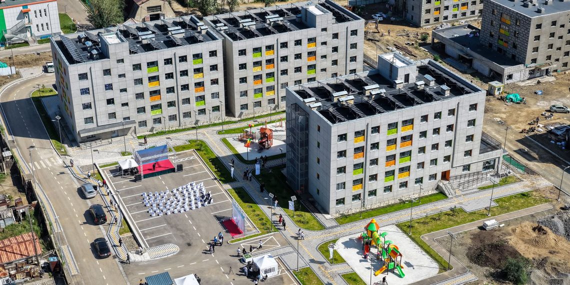 Шархад дэд төвийн 110 айлын ногоон орон сууцыг ашиглалтад орууллаа